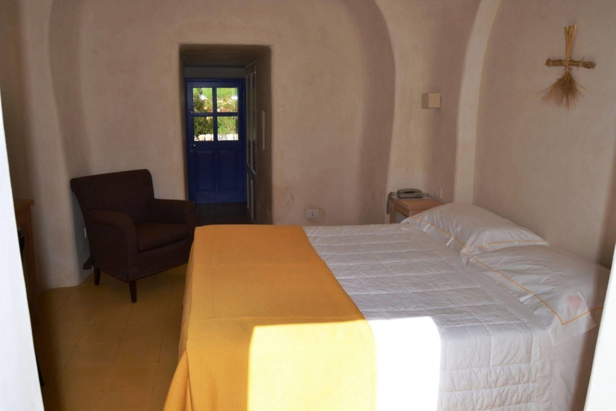 Relais Masseria Villa Cenci Cisternino Exteriör bild