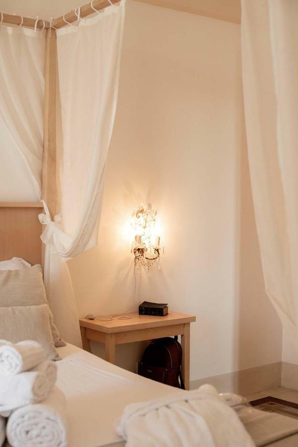 Relais Masseria Villa Cenci Cisternino Exteriör bild